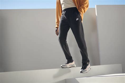 De beste zwarte Nike joggingbroeken voor heren.